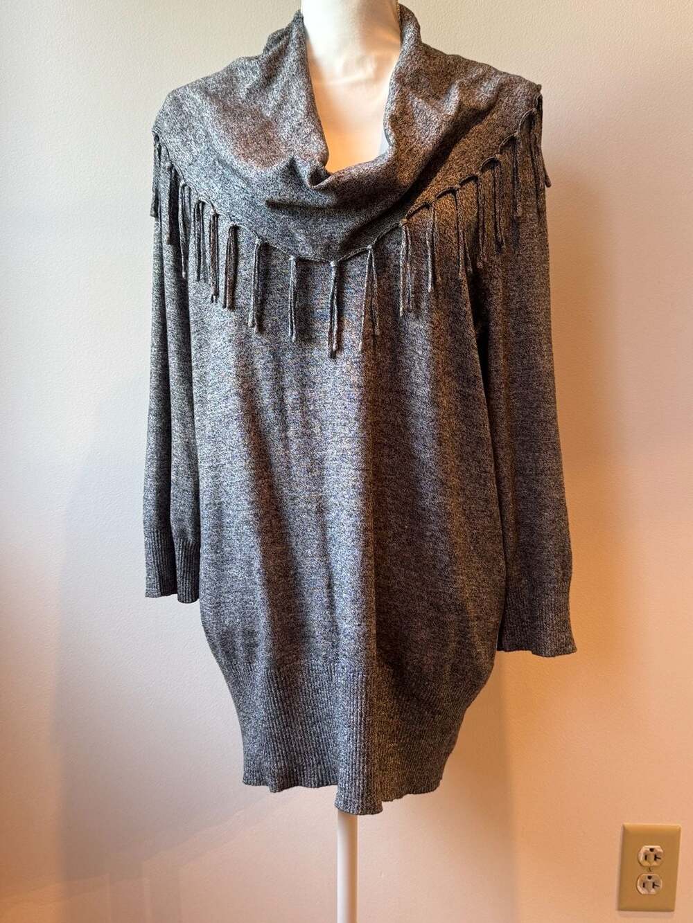 Notations Gray Cowl Neck Fringe Sweater XL